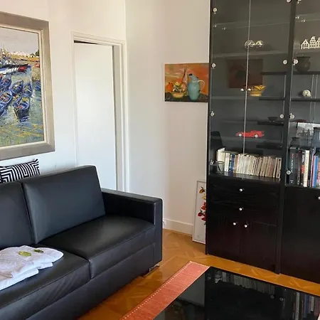 Appartement Charming Near Montparnasse