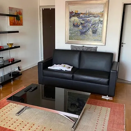 Charming Near Montparnasse *