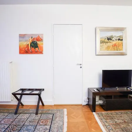Appartement Charming Near Montparnasse