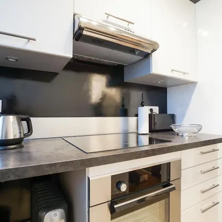 Charming Near Montparnasse *