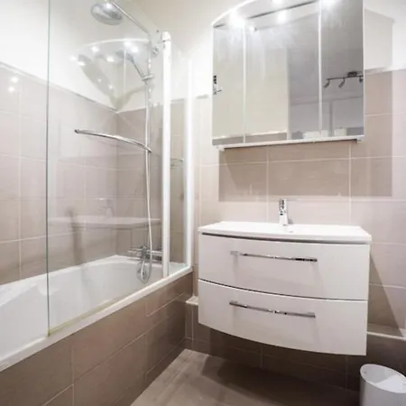 Charming Near Montparnasse Paris